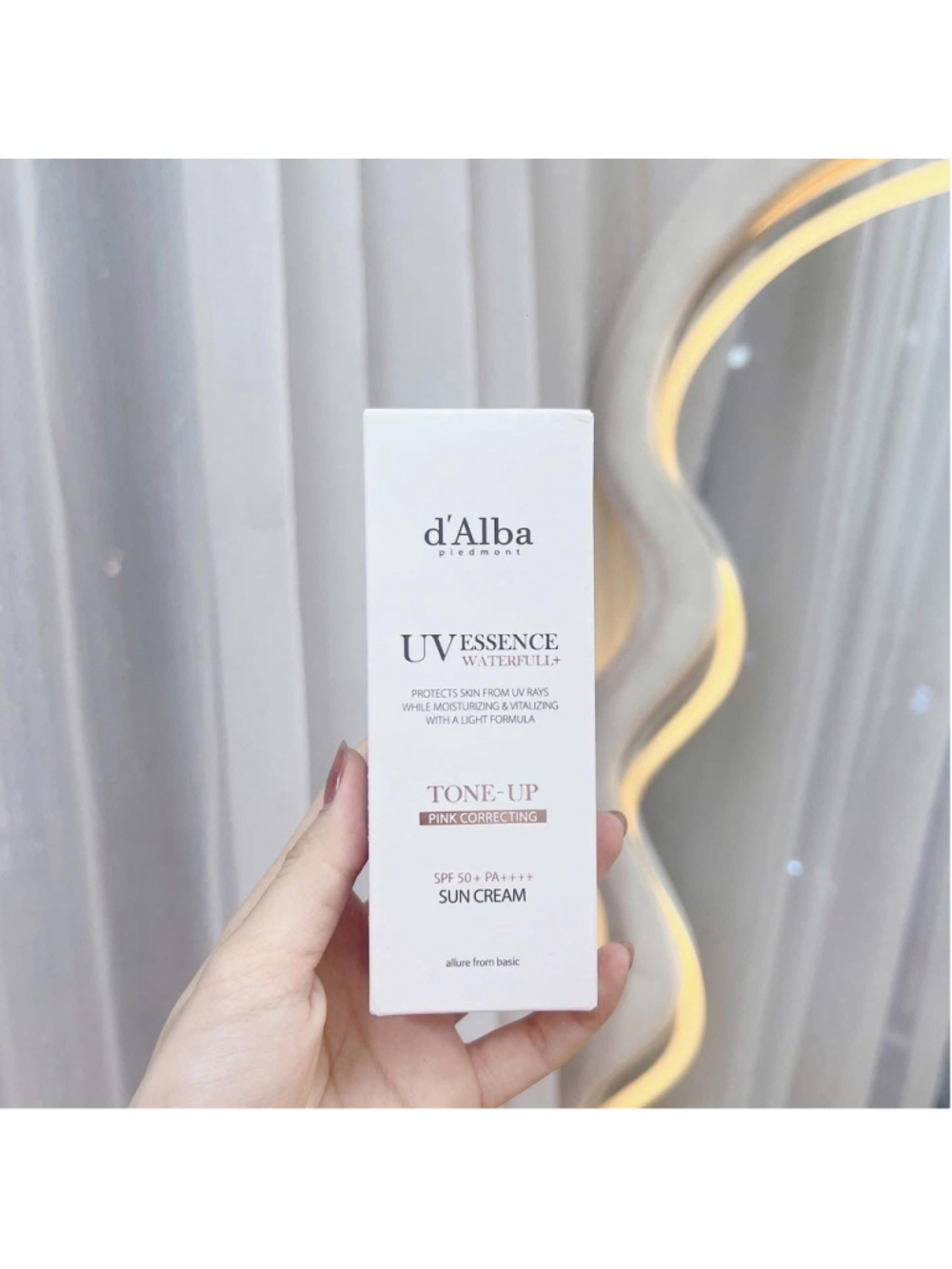 d’Alba DALBA Waterfull UV Essence Tone-Up Sun Cream 50mL (pink)